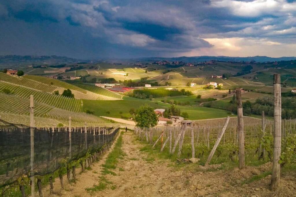 Апартаменты Ex Ostu Impero: Vino, Tartufo Ed Ospitalita Ла Морра Экстерьер фото